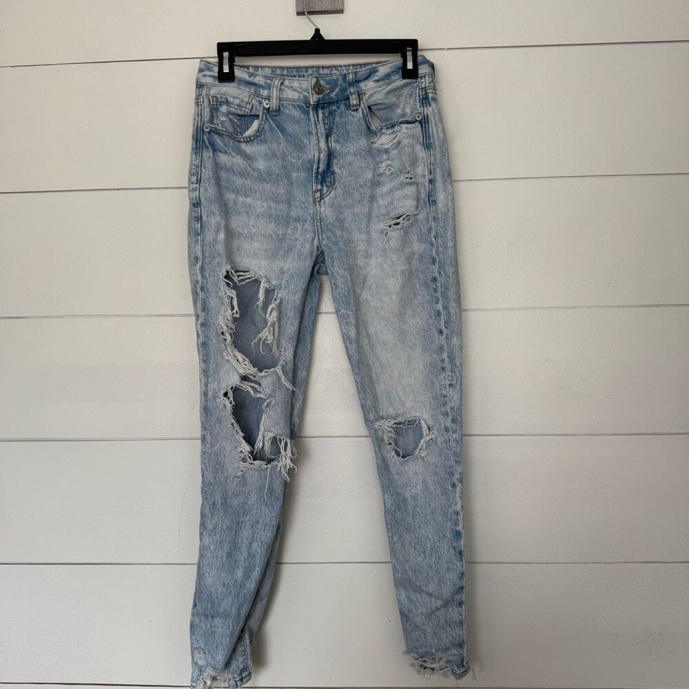 American Eagle Women’s 2 Mom Jean Ripped Jeans Denim